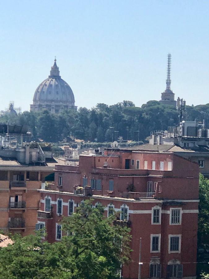 The Queen Rome Exterior photo
